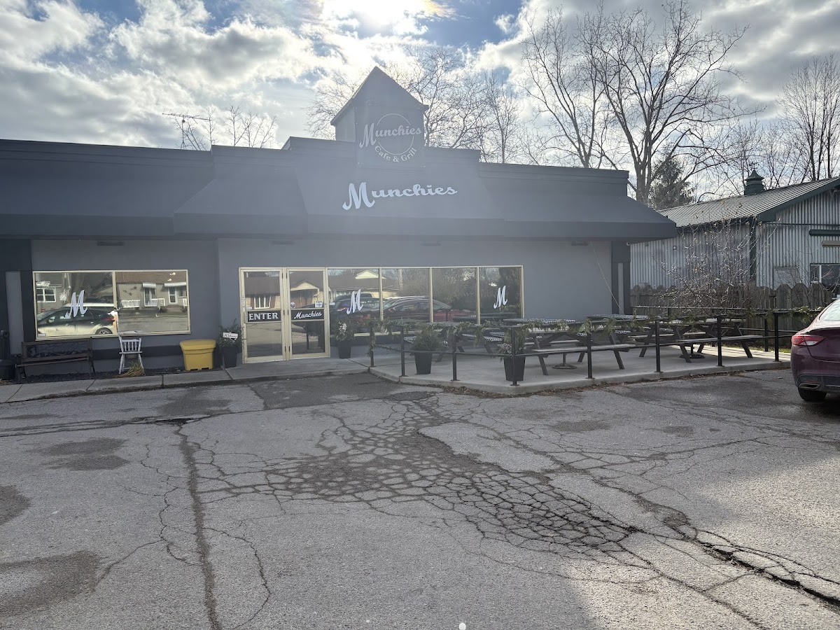 Munchies Petrolia Photos 2